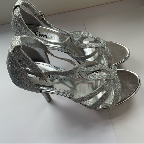Size 8 Fiona Night Silver Sparkly High Heels - Picture 9 of 13